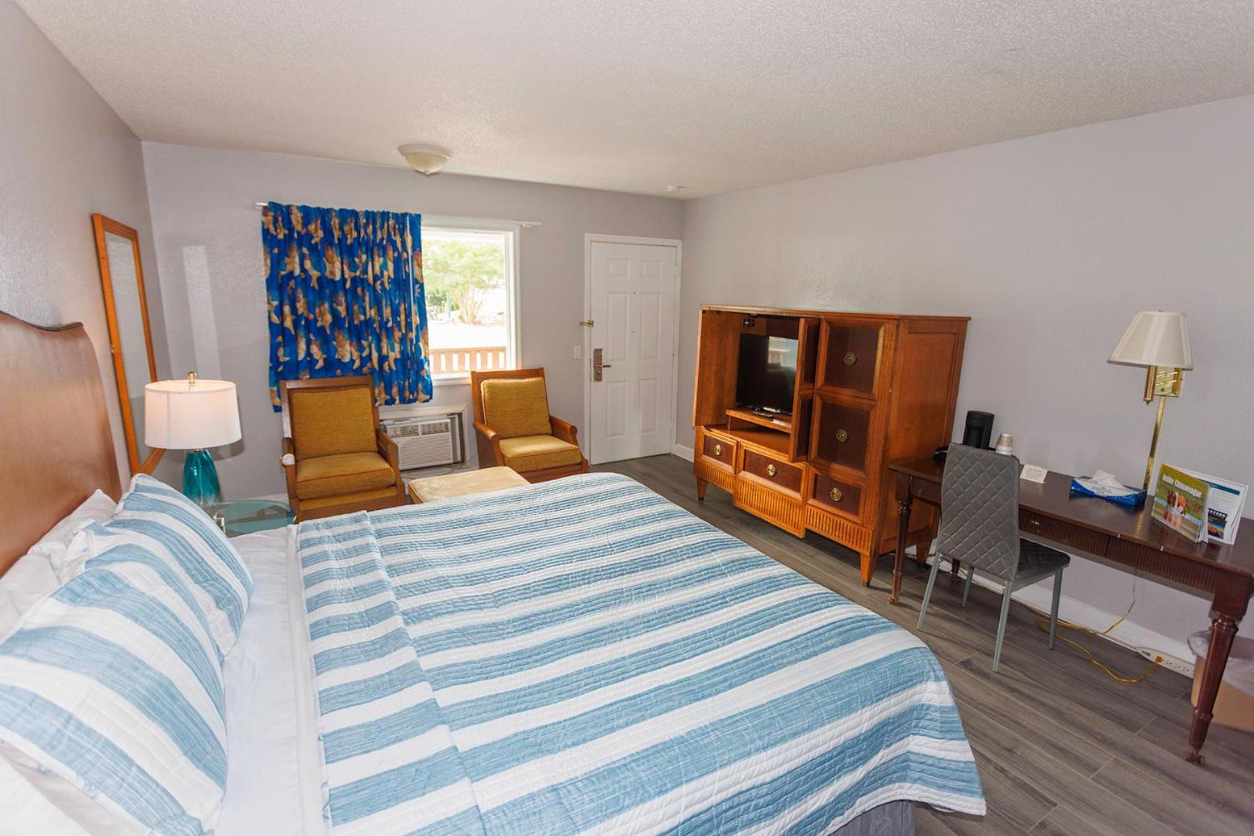 Atlantic Shores Inn And Suites Chincoteague Exterior photo