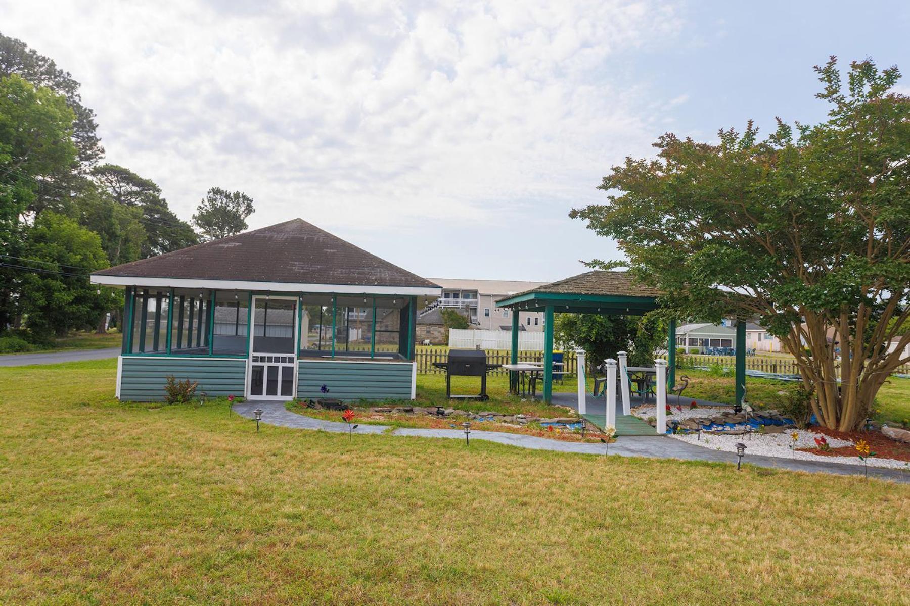 Atlantic Shores Inn And Suites Chincoteague Exterior photo