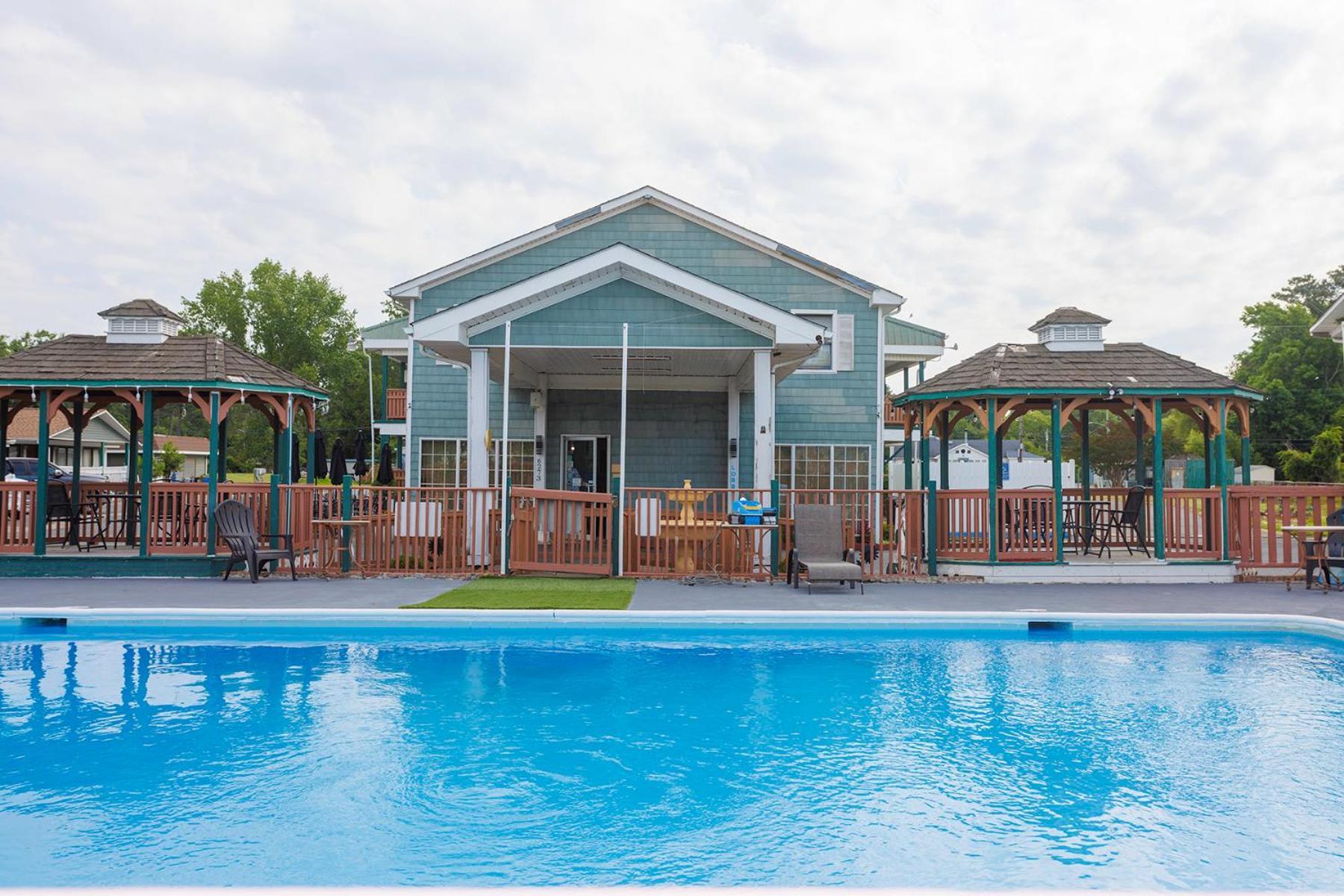 Atlantic Shores Inn And Suites Chincoteague Exterior photo