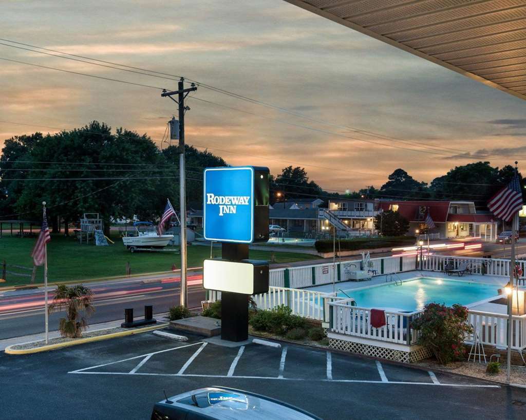 Atlantic Shores Inn And Suites Chincoteague Exterior photo
